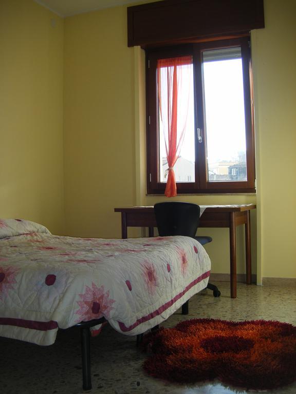 Room In Via Larino 16 Campobasso Eksteriør billede