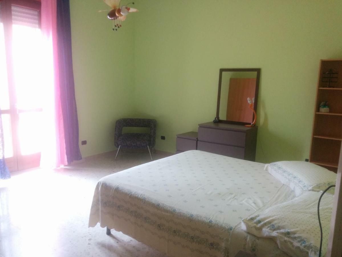Room In Via Larino 16 Campobasso Eksteriør billede